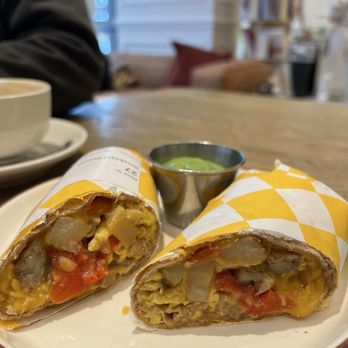 Daydrift Books & Cafe - Breakfast burrito - Cafes Near Me - Arlington, Virginia