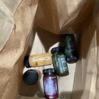 Clean Juice - Shot Wheatgrass Immune Booster Elderberry - Juice Bars & Smoothies Near Me - Fort Worth, Texas