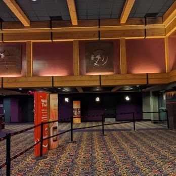 AMC Pacific Place 11 - Cinema Near Me - Seattle, Washington