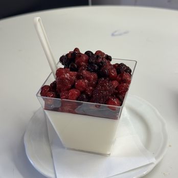 Pompi - Panna cotta - Desserts Near Me - Rome, RM Pompi - Panna cotta - Desserts Near Me - Rome, RM