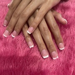 Anna’s Nails And Spa - Beautiful sculpted acrylic nails! Exactly what i wanted. No fake glue on nails. Highly recommend and will come back!
