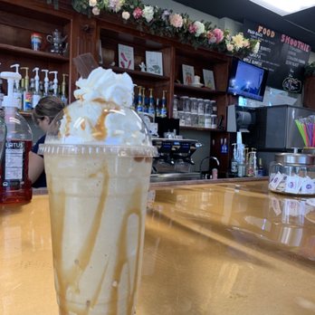 Alison’s Cafe House - Caramel swirl - Coffee & Tea Near Me - Turlock, California