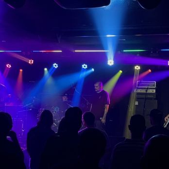 WOODLANDS TAVERN - Updated February 2026 - 81 Photos & 196 Reviews