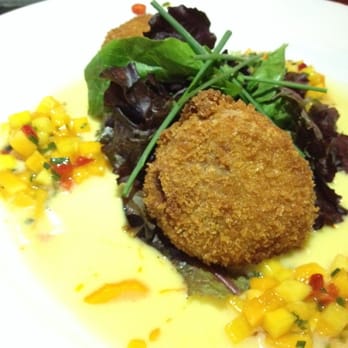 Yard House - Crab cakes - New American Near Me - Costa Mesa, California
