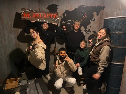 Red Door Escape Room by null