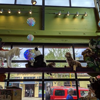 Oodles Kids - Toy Stores Near Me - Portland, Oregon