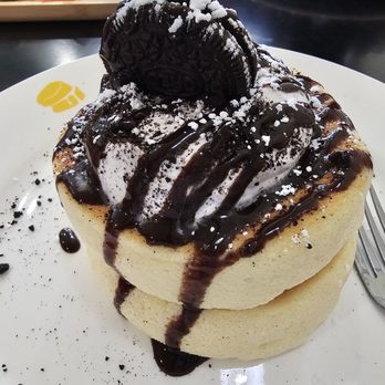 Fluffy Fluffy - Cookies and cream pancakes - Desserts Near Me - Frisco, Texas