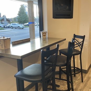 Lions Den Coffee Shop - Decor # 1 - Coffee & Tea Near Me - Southington, Connecticut