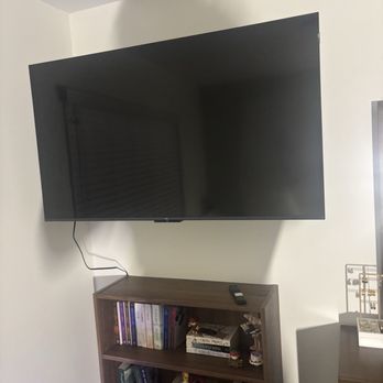 VisionMedia TV Installation - Tv in normal position - Home Theatre Installation Near Me VisionMedia TV Installation - Tv in normal position - Home Theatre Installation Near Me