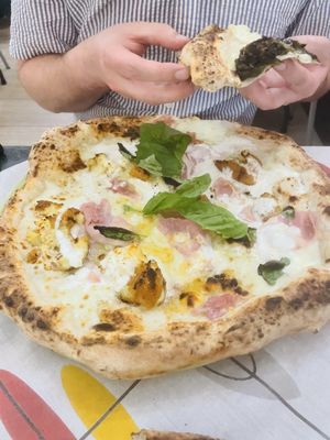 Pizzeria Pellone by null