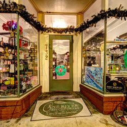 Cane River Kitchenware - Storefront during Christmas Fest