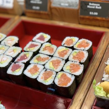 Oishii Sushi - Salmon rolls - Sushi Bars Near Me - Melbourne, VIC