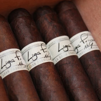 COX'S SMOKERS OUTLET DOWNTOWN - Updated June 2026 - 13 Photos - 346 E Lee  St, Louisville, Kentucky - Tobacco Shops - Phone Number