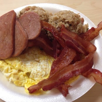 Grace's Inn - Breakfast Deluxe with Fried Rice - Fast Food Near Me - Honolulu, Hawaii