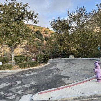 Stough Canyon Park - The parking - Parks Near Me - Burbank, California Stough Canyon Park - The parking - Parks Near Me - Burbank, California