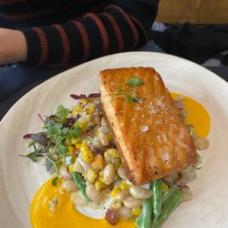 The Nest Cocktail Bar & Kitchen - Seared salmon