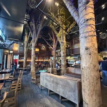 The Grove Yerba Buena - Inside - New American Near Me - San Francisco, California The Grove Yerba Buena - Inside - New American Near Me - San Francisco, California