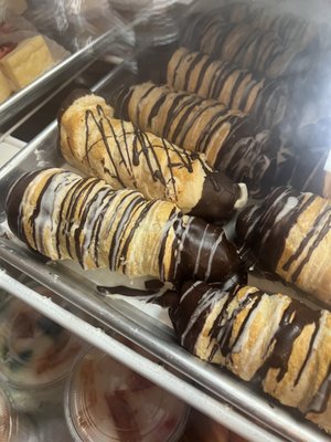 Las Alondras Bakery by null
