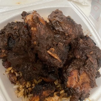 Lee's Kitchen - Oxtail x Rice and Peas - Caribbean Near Me - Raleigh, North Carolina Lee's Kitchen - Oxtail x Rice and Peas - Caribbean Near Me - Raleigh, North Carolina