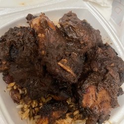 Lee's Kitchen - Oxtail x Rice and Peas