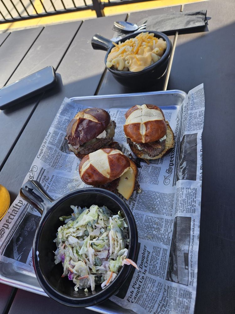 Mad Cow Bar & Grill