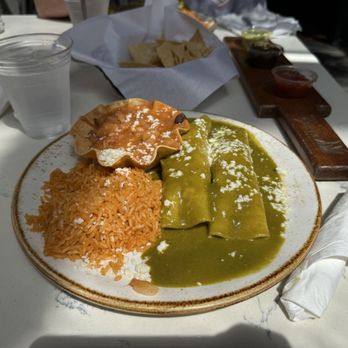Los Agaves - Enchi Guadalajara Chicken - Tacos Near Me - Westlake Village, California