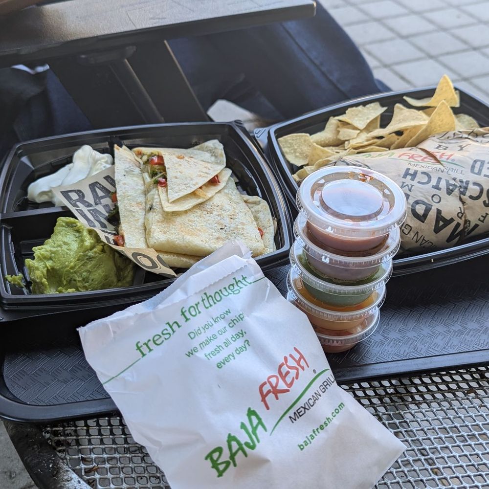 Quesadilla with Guacamole and Sour cream, different Salsas. Chips