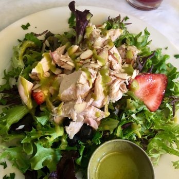 Le Petit Triangle Cafe - Chicken and berry salad with citrus mint dressing. - French Near Me - Cleveland, Ohio Le Petit Triangle Cafe - Chicken and berry salad with citrus mint dressing. - French Near Me - Cleveland, Ohio