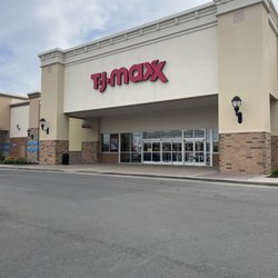 TJ Maxx & Home Goods - Entrance