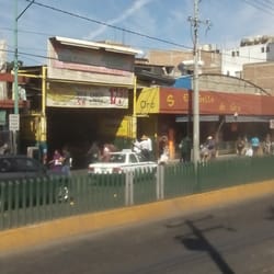 Mercado Abastos Estrella - el ahora así llamado "el Descargue estrella"