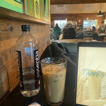 Radio/East - Vanilla latte - Coffee & Tea Near Me - Austin, Texas Radio/East - Vanilla latte - Coffee & Tea Near Me - Austin, Texas
