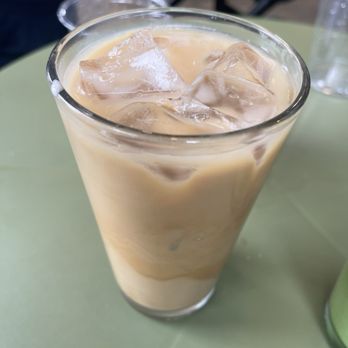 Syndicate - Lemon Meringue Iced Latte - Bakeries Near Me - Sierra Madre, California