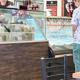 Alex.A serving Apple Pie a la Cold Stone
