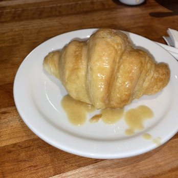 Cheddar's Scratch Kitchen - Honey Butter Croissants - Comfort Food Near Me - Tucson, Arizona Cheddar's Scratch Kitchen - Honey Butter Croissants - Comfort Food Near Me - Tucson, Arizona