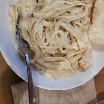 Pompei - Fettuccine Alfredo - Pizza Near Me - Chicago, Illinois