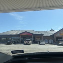 Flying J Travel Center - Energetic and lovely workers