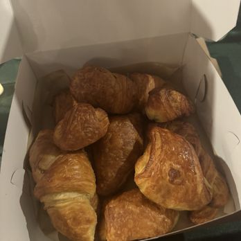 Flour & Weirdoughs - Bakeries Near Me - Key Biscayne, Florida