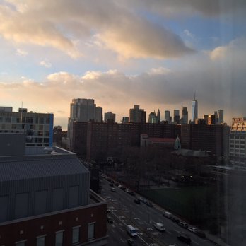 Hampton Inn Brooklyn/Downtown - View from 14th floor double - Hotels Near Me - Brooklyn, New York Hampton Inn Brooklyn/Downtown - View from 14th floor double - Hotels Near Me - Brooklyn, New York