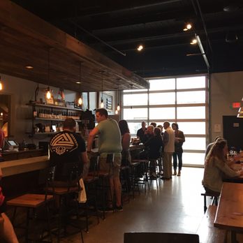 Penrose Brewing - Bar - Breweries Near Me - Geneva, Illinois