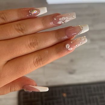 Lavish Nails & Lashes - Nail Salons Near Me - Broomfield, Colorado Lavish Nails & Lashes - Nail Salons Near Me - Broomfield, Colorado