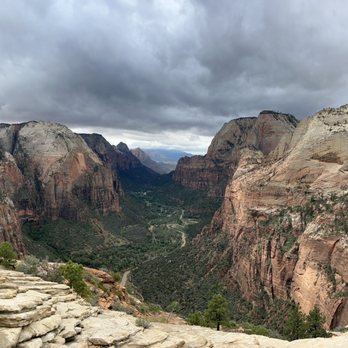 Angel's Landing - Views from the top - Hiking Near Me - Springdale, Utah