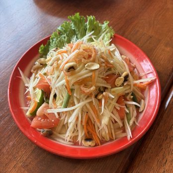 Mahanakhon Noodle Bar - Papaya salad - Thai Near Me - Chicago, Illinois