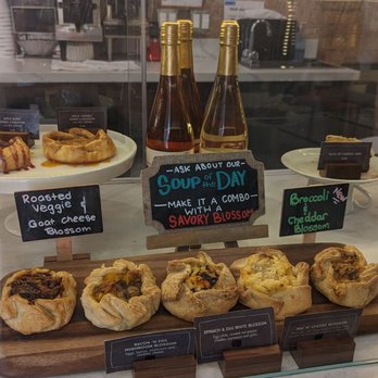 Chudleigh's Blossom Cafe - Savoury Blossoms - Cafes Near Me - Milton, Ontario Chudleigh's Blossom Cafe - Savoury Blossoms - Cafes Near Me - Milton, Ontario
