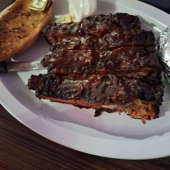Chris' & Pitt's - Beef ribs - Barbeque Near Me - Downey, California
