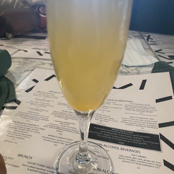 Breakfast At Barneys - Peach Mimosa - Breakfast & Brunch Near Me - Atlanta, Georgia