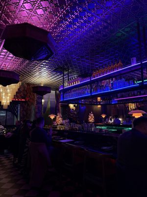 Hiro Bar Izakaya by null