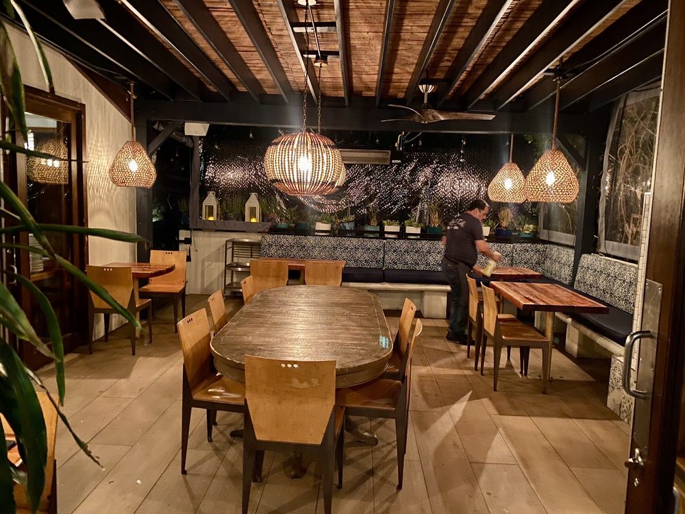 BASTA Restaurant