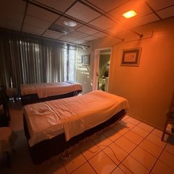 Paradise Thai Spa - Couples or Bestie Room