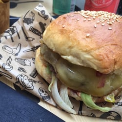 Voyou Delicatessen