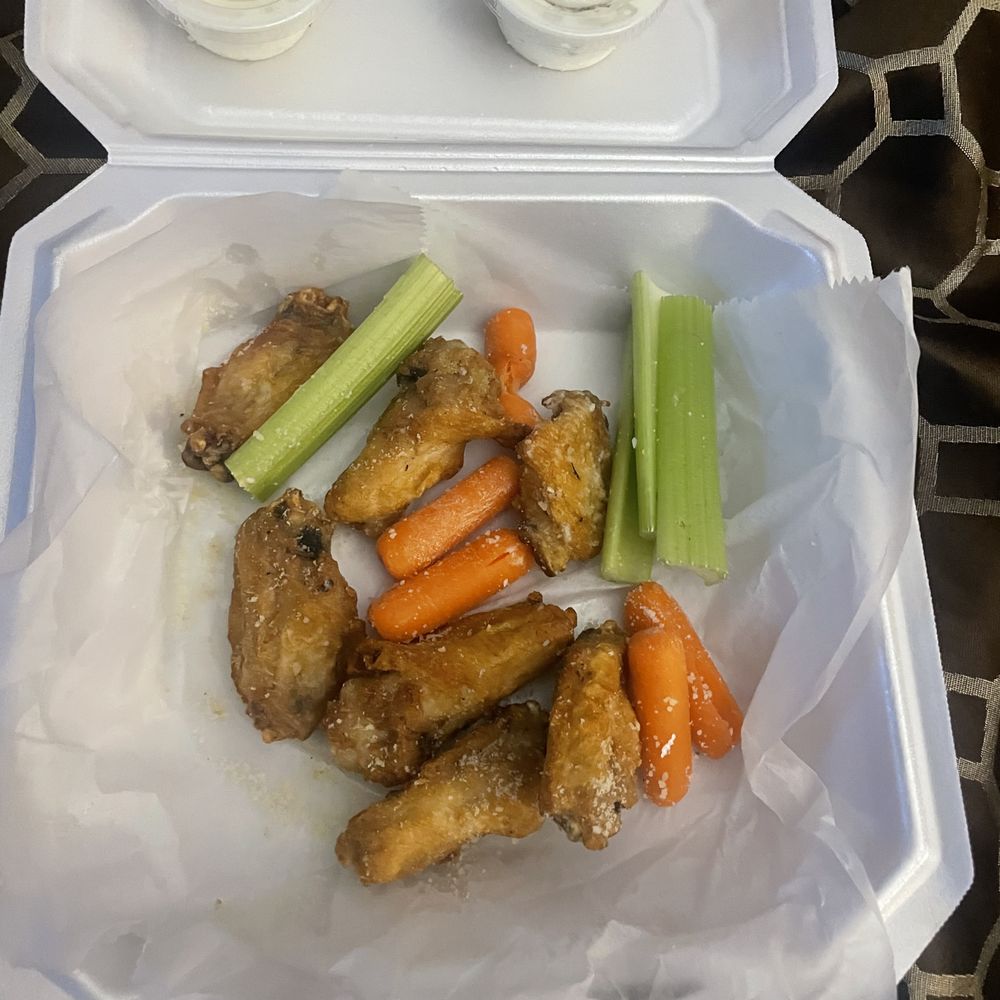 Capital Pizza - Pizza Near Me - Lubbock, Texas